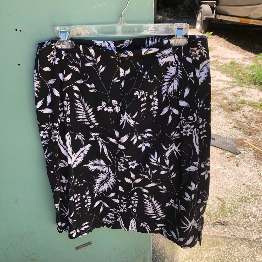 Mid length skirt size 14